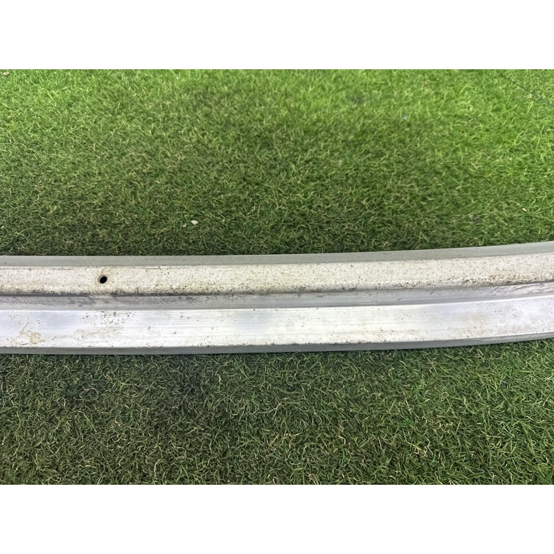 Усилитель бампера (наружные элементы кузова) AUDI Q7 4L 2011 3.0 TFSi 4L0807113A