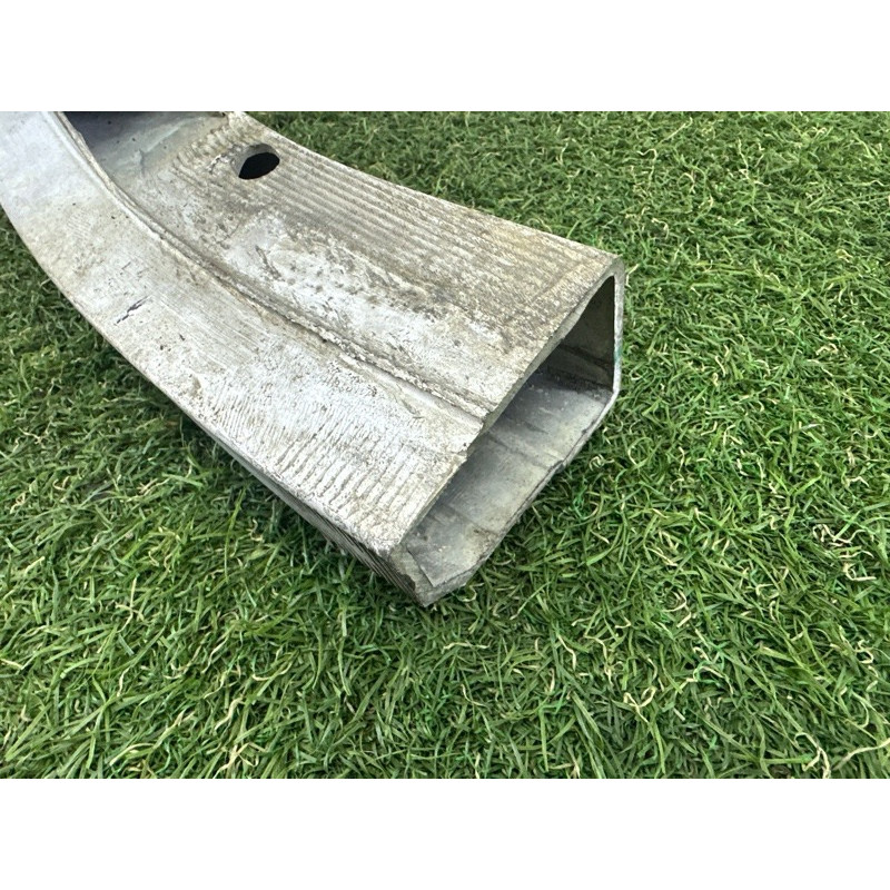 Усилитель бампера (наружные элементы кузова) AUDI Q7 4L 2011 3.0 TFSi 4L0807113A