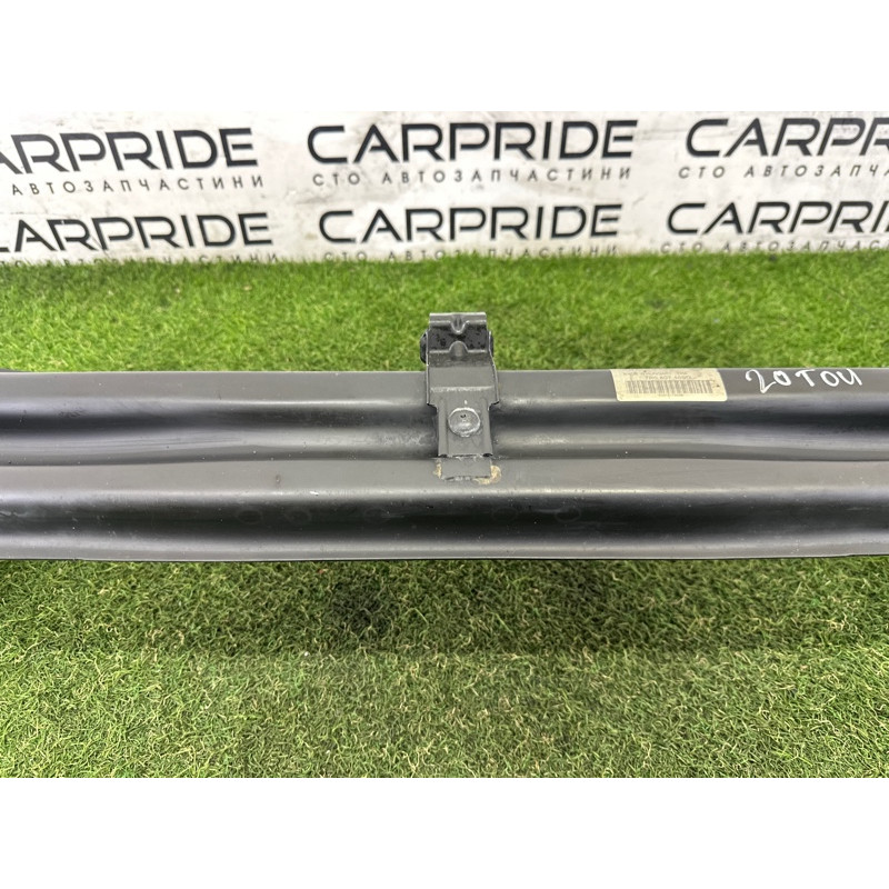 Усилитель бампера (наружные элементы кузова) Volkswagen Touareg NF 2013 3.6 7P0807109D