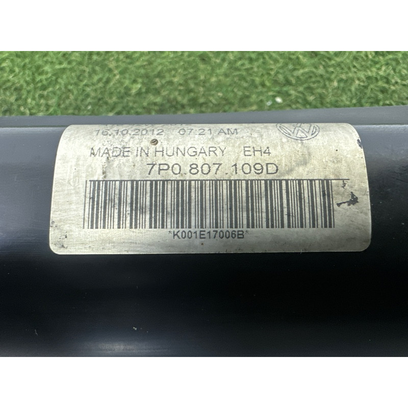 Усилитель бампера (наружные элементы кузова) Volkswagen Touareg NF 2013 3.6 7P0807109D