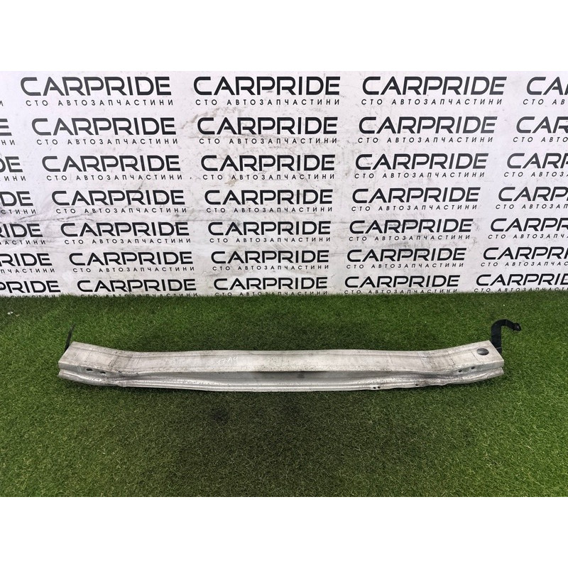 Усилитель бампера (наружные элементы кузова) AUDI A4 B8 2014 2.0 TFSI 8K0807113F