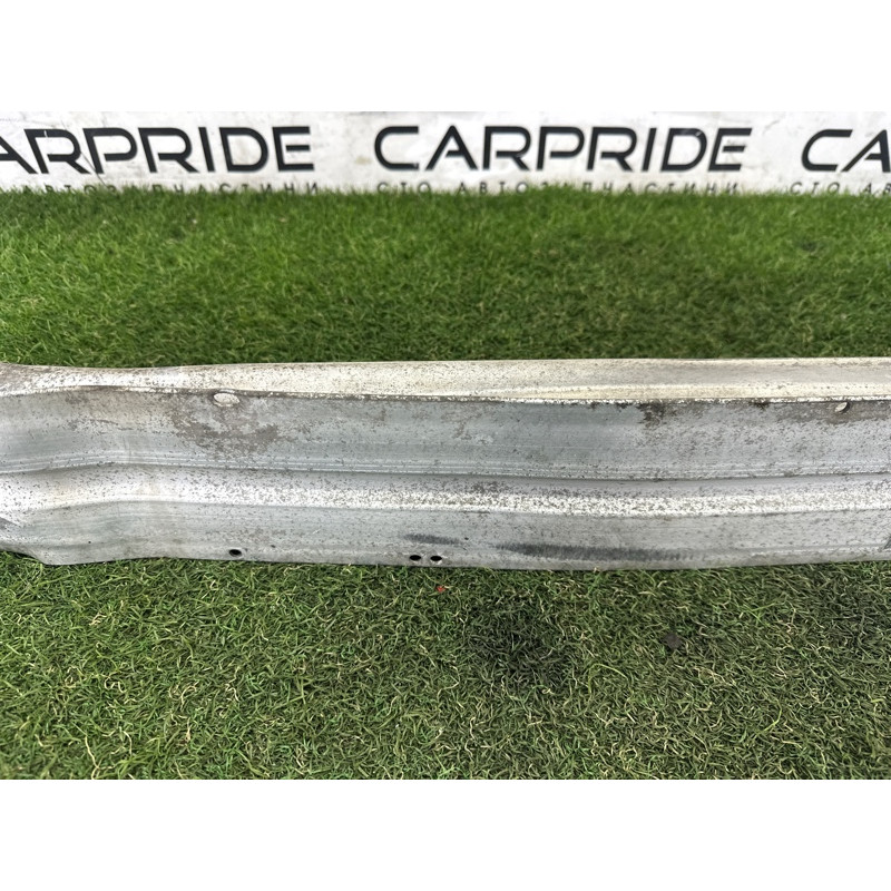 Усилитель бампера (наружные элементы кузова) AUDI Q5 8R 2012 3.2 8R0807113B