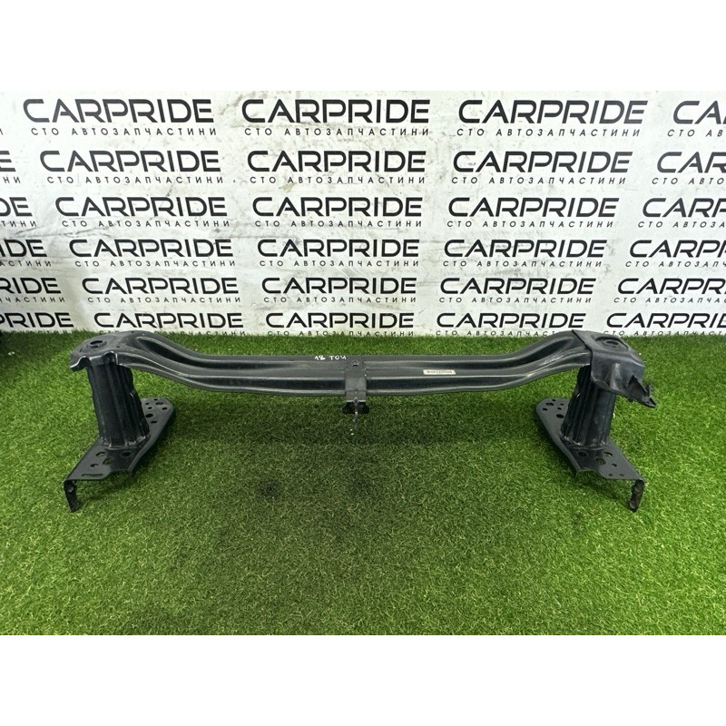 Усилитель бампера (наружные элементы кузова) Volkswagen Touareg NF 2011 3.6 7P0807109B