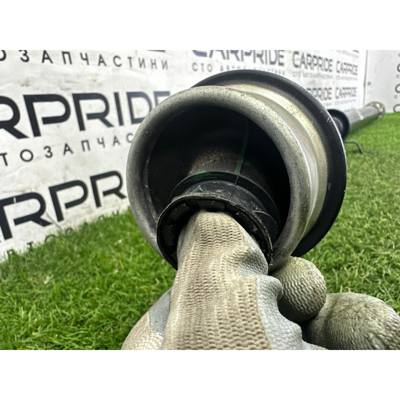 Карданний вал (трансмісія) AUDI Q7 4M 2017 3.0 TFSi 4M0521101Q