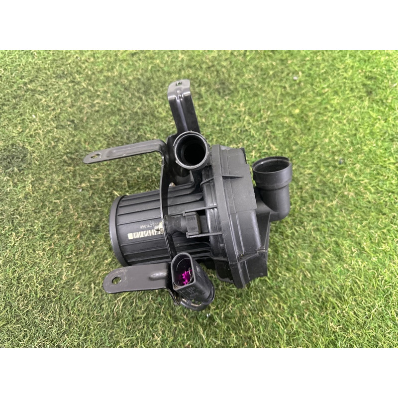 Насос вторичного воздуха (выпускная система) AUDI Q5 8R 2012 3.2 079959231K