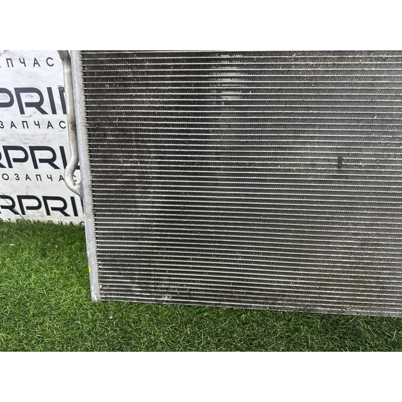 Радиатор кондиционера (отопление и кондиционирование) Volkswagen Touareg NF 2013 3.0 Hybrid 7P0820411A