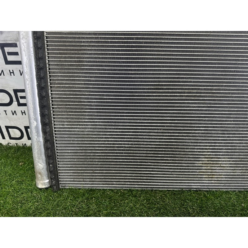 Радиатор кондиционера (отопление и кондиционирование) Volkswagen Touareg NF 2013 3.0 Hybrid 7P0820411A