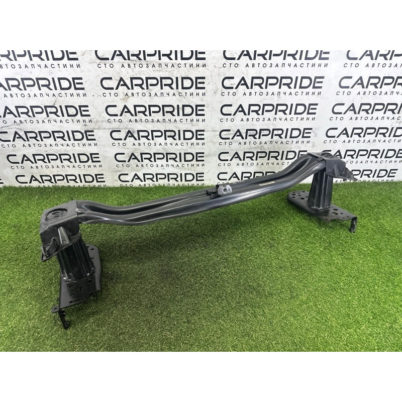 Усилитель бампера (наружные элементы кузова) Volkswagen Touareg NF 2013 3.0 Hybrid 7P0807109D