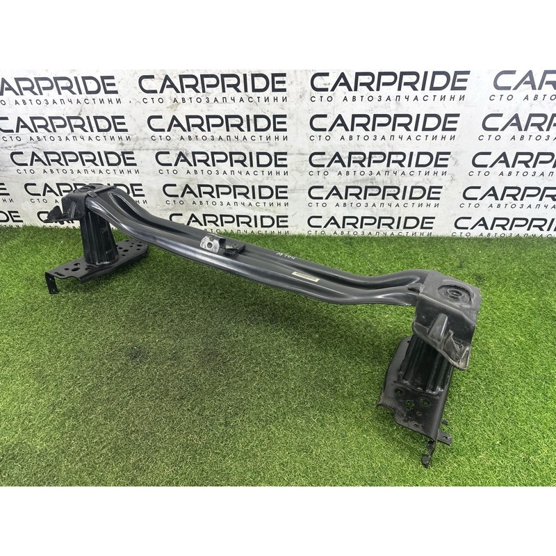 Усилитель бампера (наружные элементы кузова) Volkswagen Touareg NF 2013 3.0 Hybrid 7P0807109D