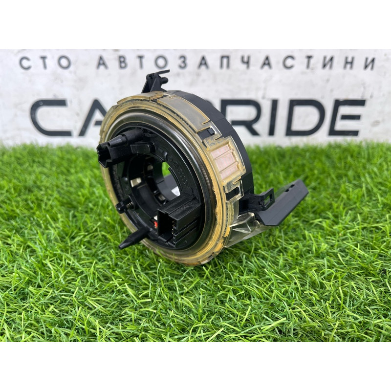 Подрулевой шлейф (электрика) AUDI A4 B6 2.4BDV 8E0953541E