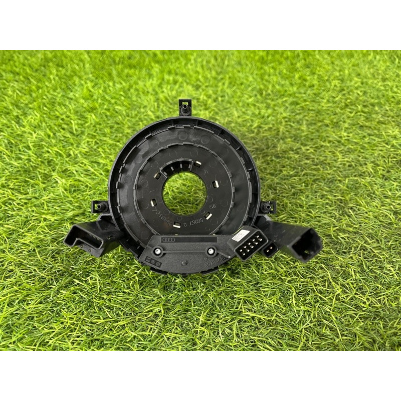 Подрулевой шлейф (электрика) AUDI A4 B6 2.4BDV 8E0953541E