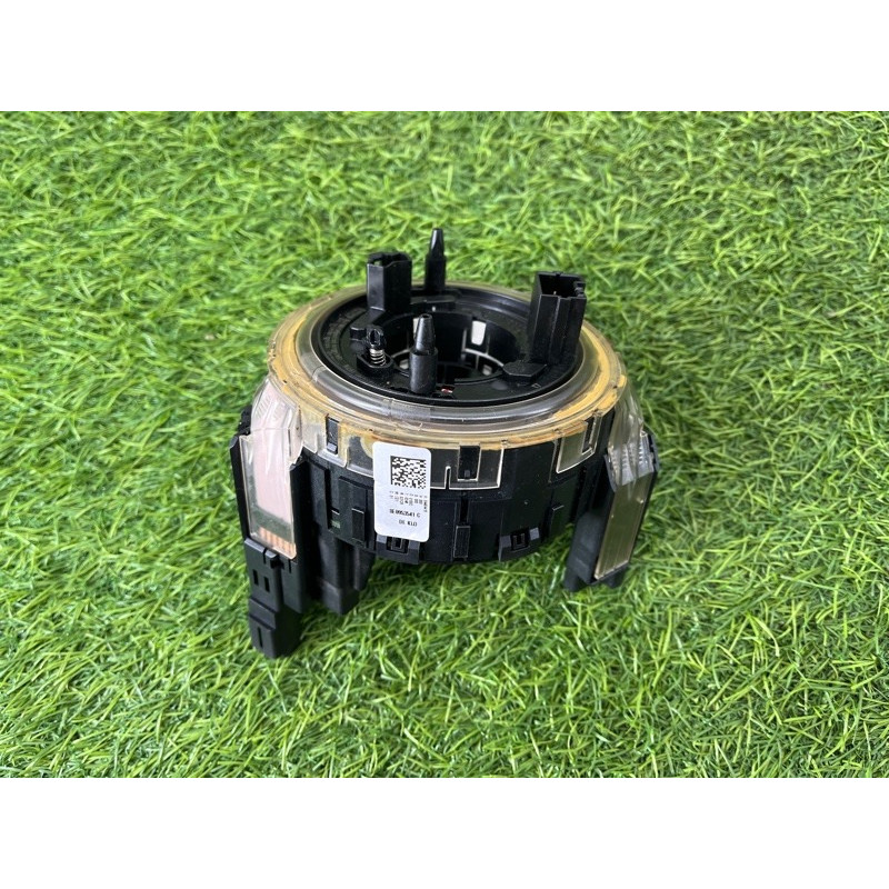 Подрулевой шлейф (электрика) AUDI A4 B6 2.4BDV 8E0953541E