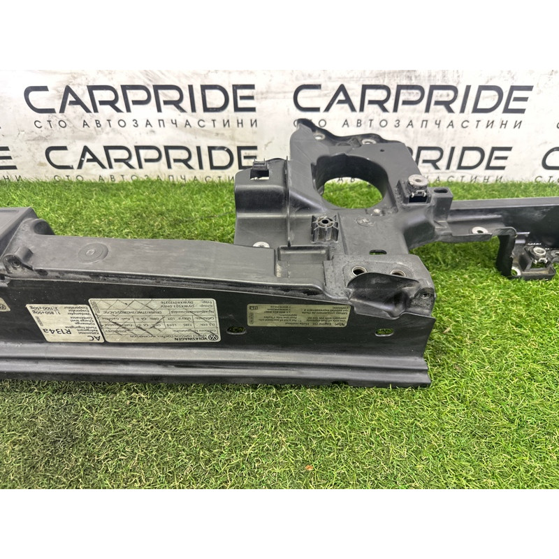 Телевизор (передняя часть кузова) (наружные элементы кузова) Volkswagen Touareg NF 2013 3.0 Hybrid 7P6805594C