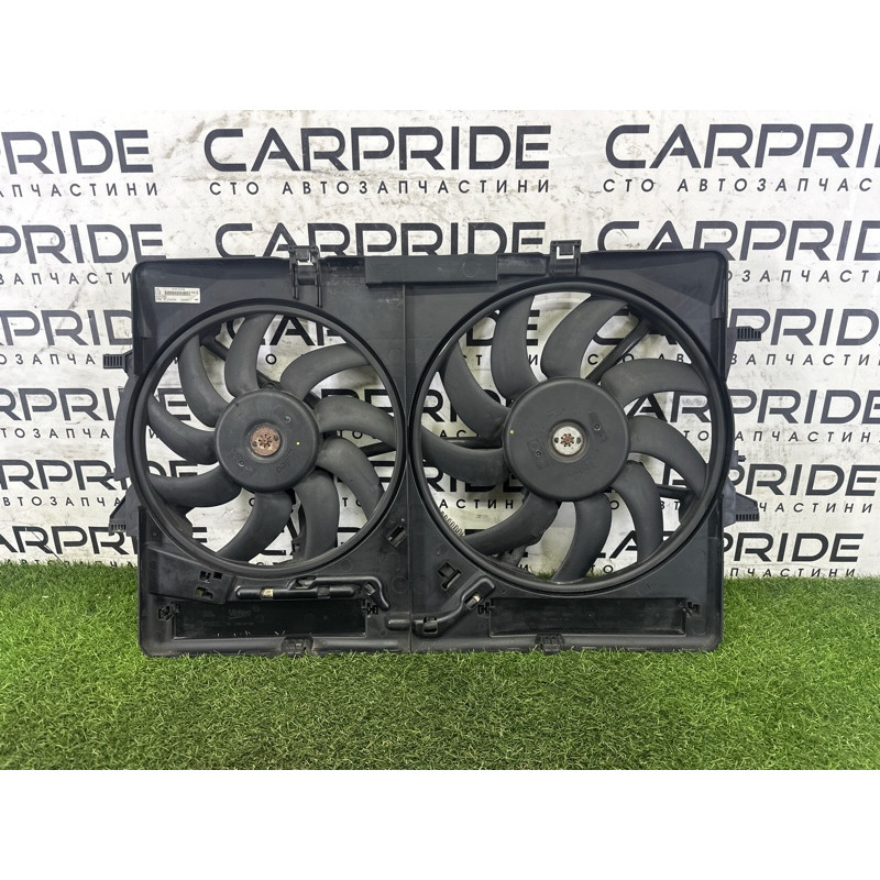 Вентилятор охлаждения радиатора (система охлаждения) AUDI Q5 8R 2012 3.2 8K0121207A