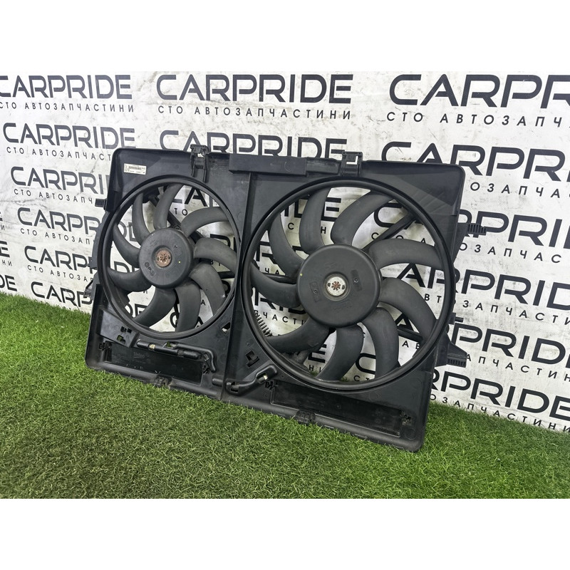 Вентилятор охлаждения радиатора (система охлаждения) AUDI Q5 8R 2012 3.2 8K0121207A