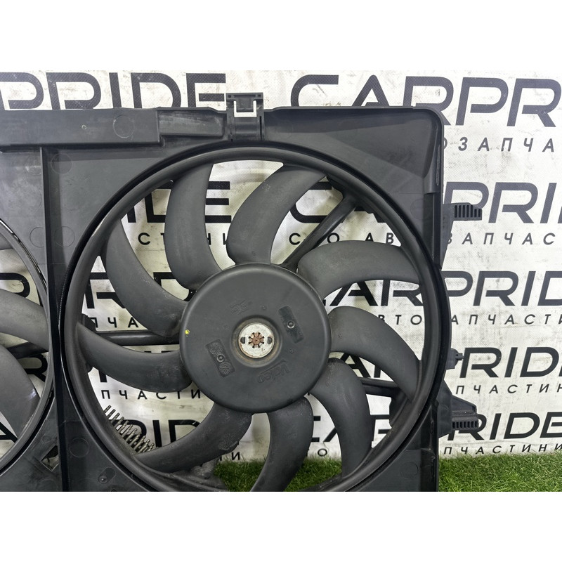 Вентилятор охлаждения радиатора (система охлаждения) AUDI Q5 8R 2012 3.2 8K0121207A