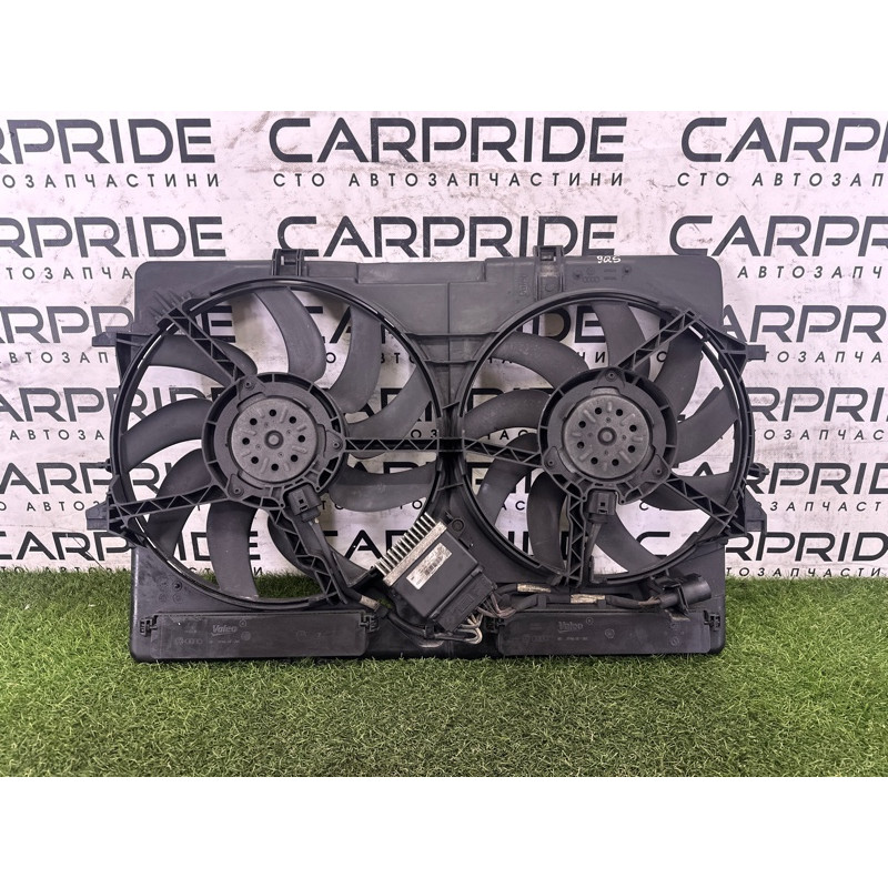 Вентилятор охлаждения радиатора (система охлаждения) AUDI Q5 8R 2012 3.2 8K0121207A