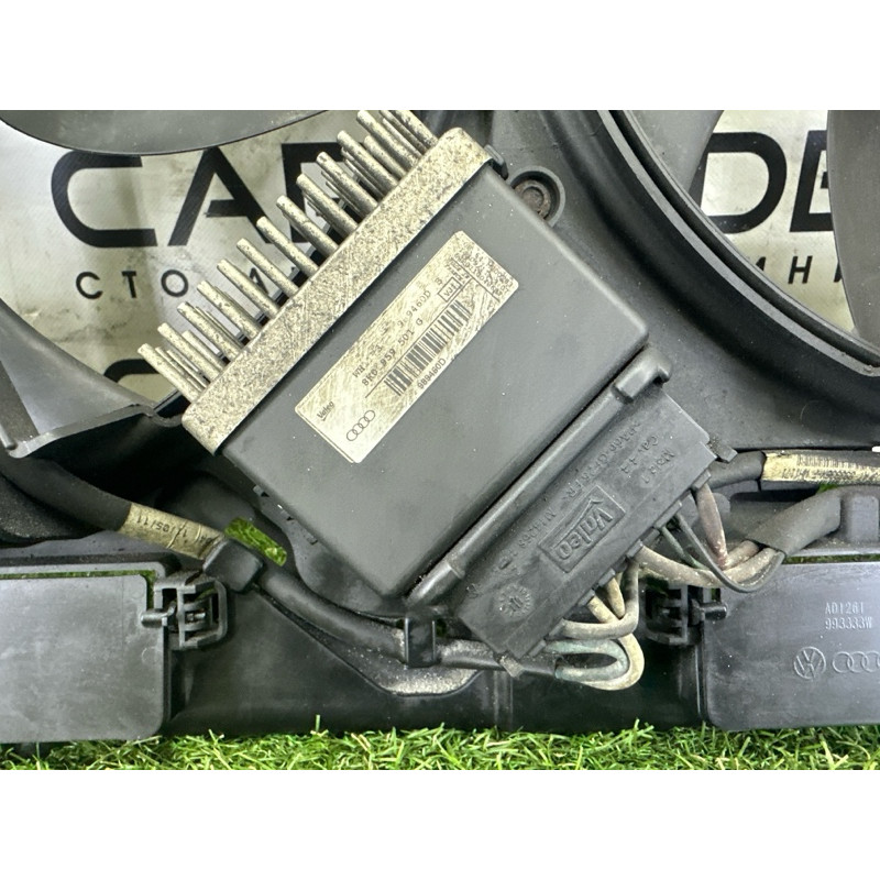 Вентилятор охлаждения радиатора (система охлаждения) AUDI Q5 8R 2012 3.2 8K0121207A