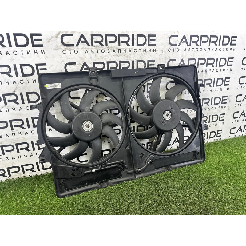 Вентилятор охлаждения радиатора (система охлаждения) AUDI A4 B8 2014 2.0 TFSI 8K0121207A