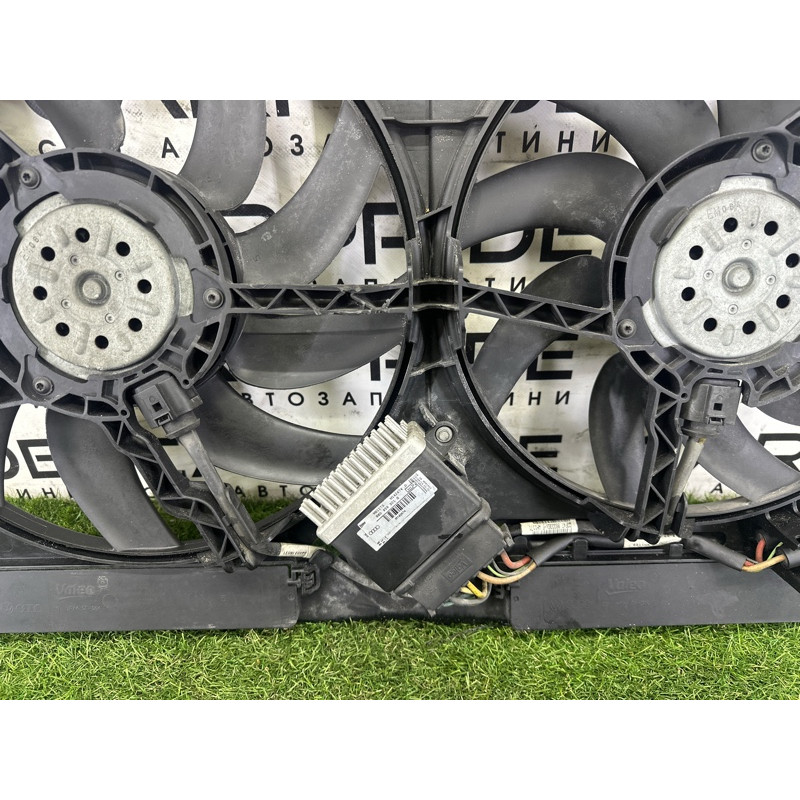 Вентилятор охлаждения радиатора (система охлаждения) AUDI A4 B8 2014 2.0 TFSI 8K0121207A