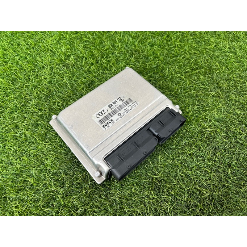 Блок управления двигателем (электрика / блоки управления) AUDI A4 B6 2.4BDV 8E0909552A