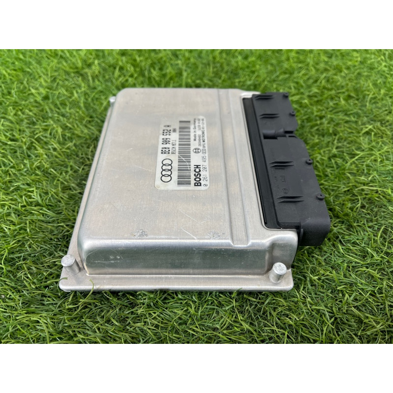 Блок управления двигателем (электрика / блоки управления) AUDI A4 B6 2.4BDV 8E0909552A