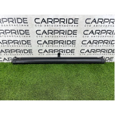 Шторка багажника