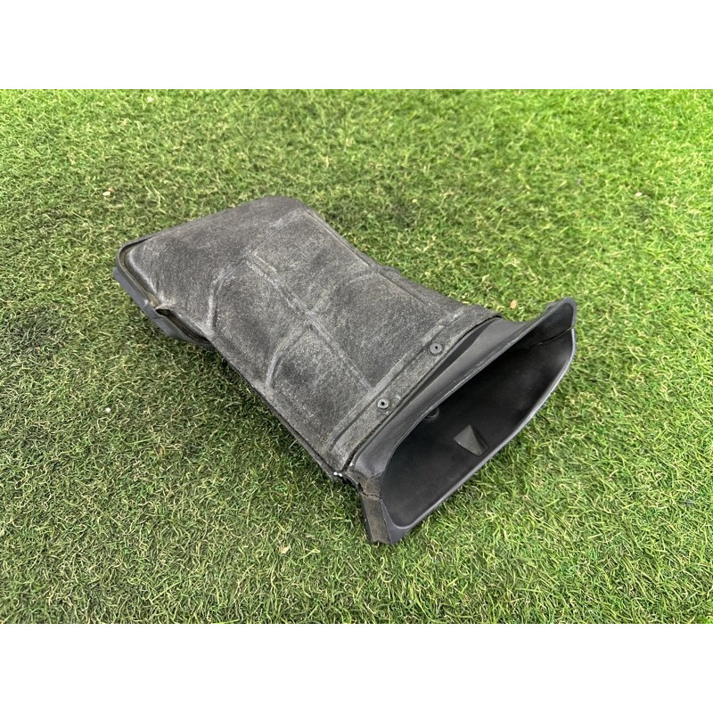 Патрубок воздушного фильтра (впускная система) Jeep Grand Cherokee WK2 2014 3.0 Diesel 68105545AA