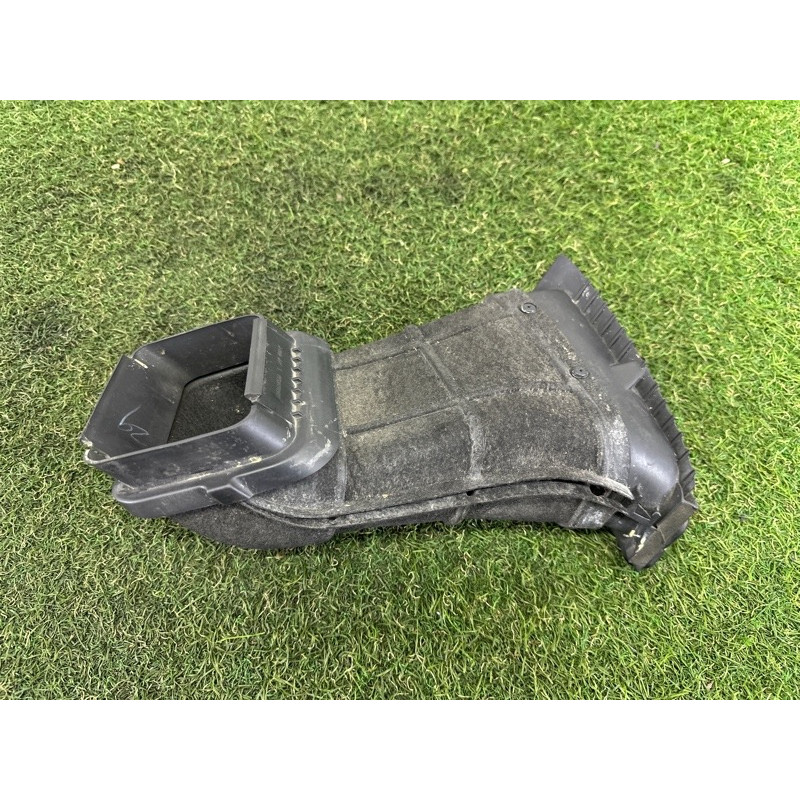 Патрубок воздушного фильтра (впускная система) Jeep Grand Cherokee WK2 2014 3.0 Diesel 68105545AA