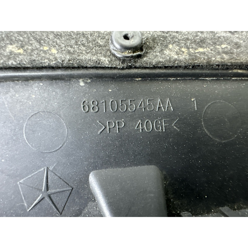 Патрубок воздушного фильтра (впускная система) Jeep Grand Cherokee WK2 2014 3.0 Diesel 68105545AA