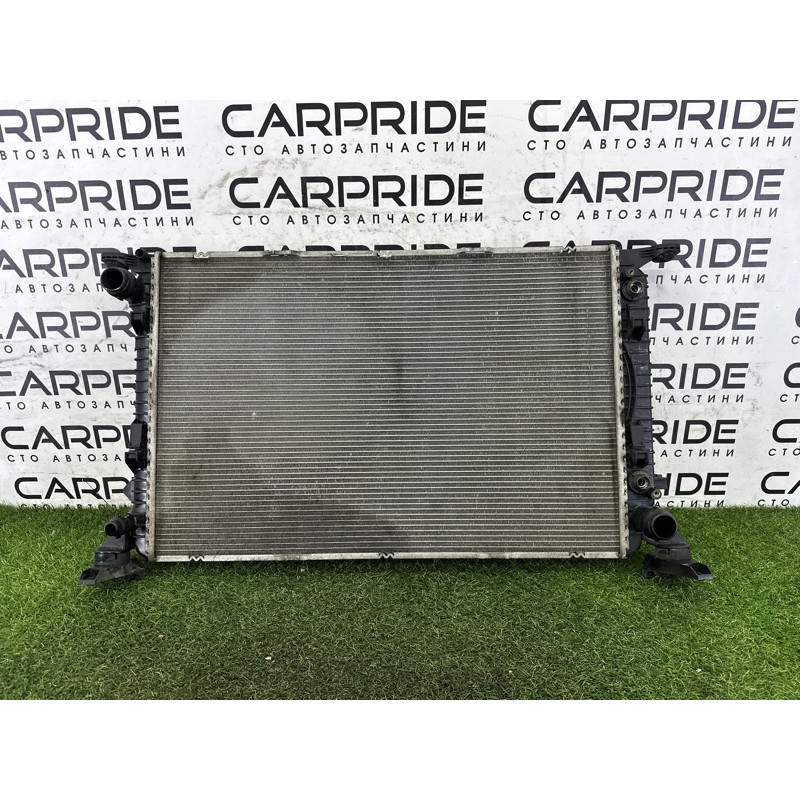 Радиатор охлаждения (система охлаждения) AUDI Q5 8R 2012 3.2 8K0121251AA