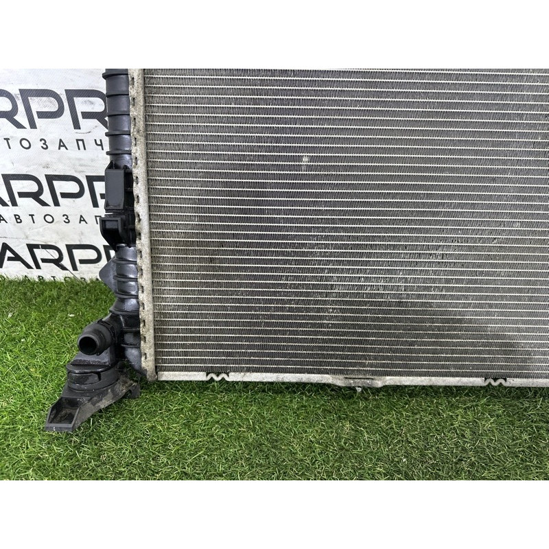 Радиатор охлаждения (система охлаждения) AUDI Q5 8R 2012 3.2 8K0121251AA