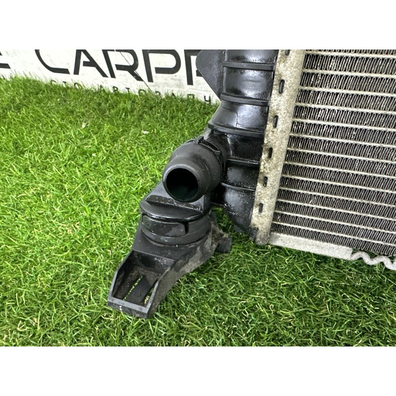 Радиатор охлаждения (система охлаждения) AUDI Q5 8R 2012 3.2 8K0121251AA