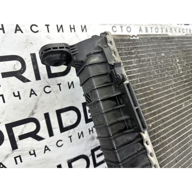 Радиатор охлаждения (система охлаждения) AUDI A4 B8 2014 2.0 TFSI 8K0121251AJ