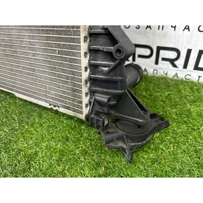 Радиатор охлаждения (система охлаждения) AUDI A4 B8 2014 2.0 TFSI 8K0121251AJ