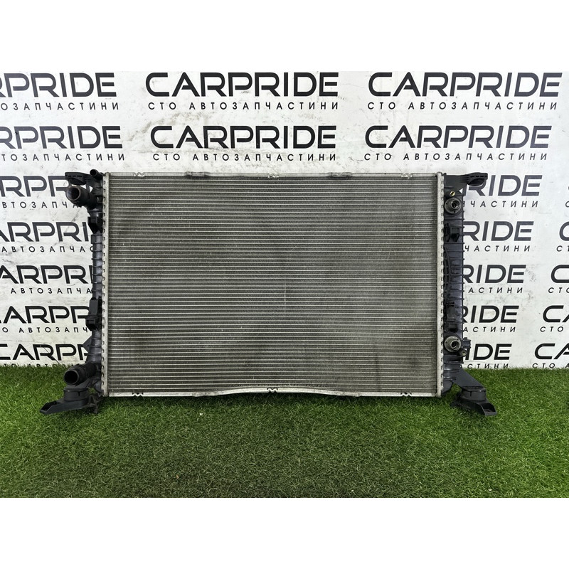 Радиатор охлаждения (система охлаждения) AUDI A4 B8 2014 2.0 TFSI 8K0121251AJ