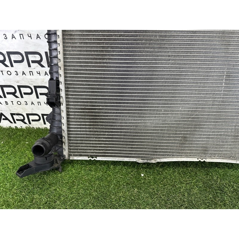 Радиатор охлаждения (система охлаждения) AUDI A4 B8 2014 2.0 TFSI 8K0121251AJ
