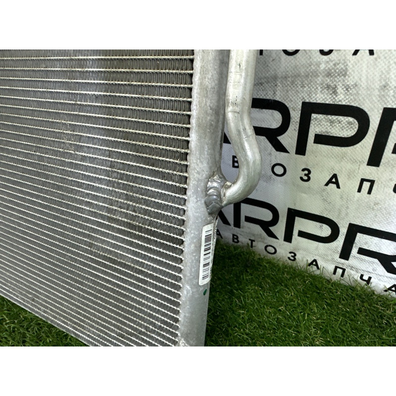 Радиатор кондиционера (отопление и кондиционирование) Volkswagen Touareg NF 2011 3.6 7P0820411A