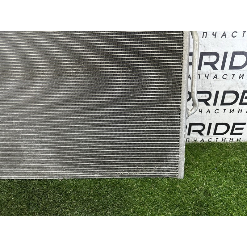 Радиатор кондиционера (отопление и кондиционирование) Volkswagen Touareg NF 2013 3.6 7P0820411A