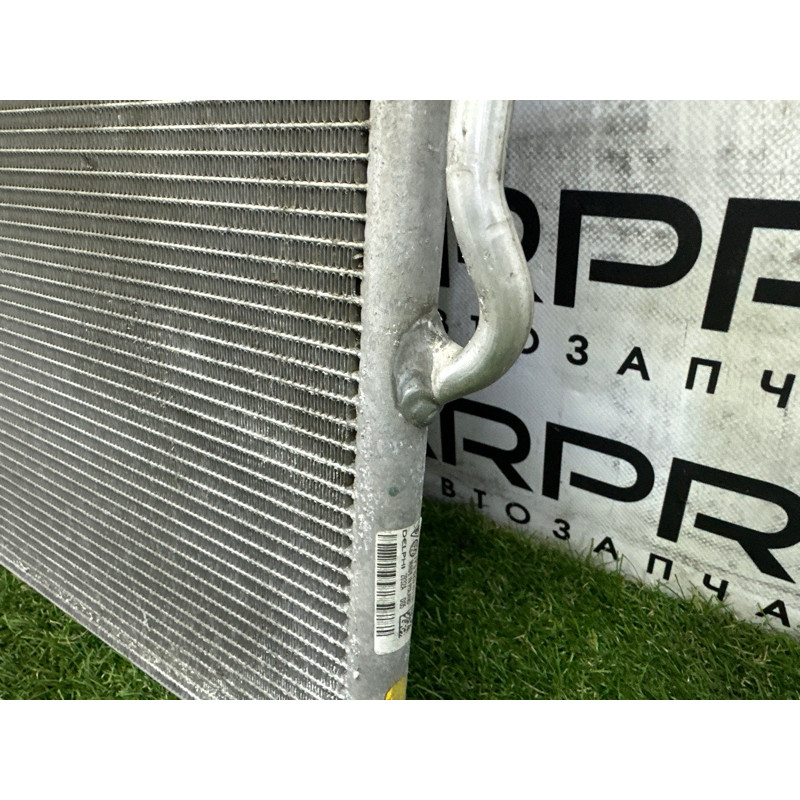 Радиатор кондиционера (отопление и кондиционирование) Volkswagen Touareg NF 2013 3.6 7P0820411A