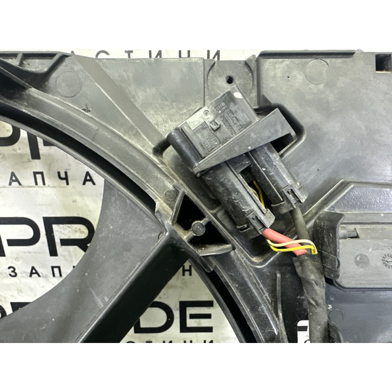 Вентилятор охолодження радіатора (система охолодження) Volkswagen Touareg NF 2013 3.0 Hybrid 7P0121203H