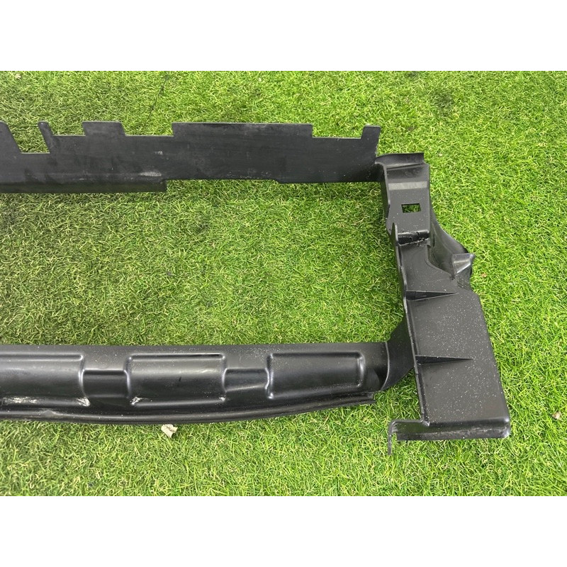 Воздуховод радиатора (кузов и элементы) LAND ROVER Range Rover Evoque L538 2016 2.0 LR048041