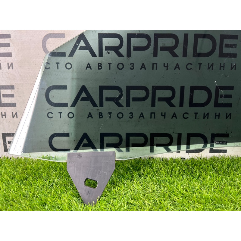 Стекло (кузов и элементы) AUDI A4 B6 2.4BDV 8E0845022D