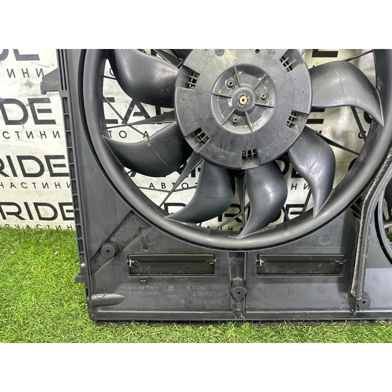 Вентилятор охлаждения радиатора (система охлаждения) AUDI Q7 4L 2011 3.0 TFSi 7L0121207E