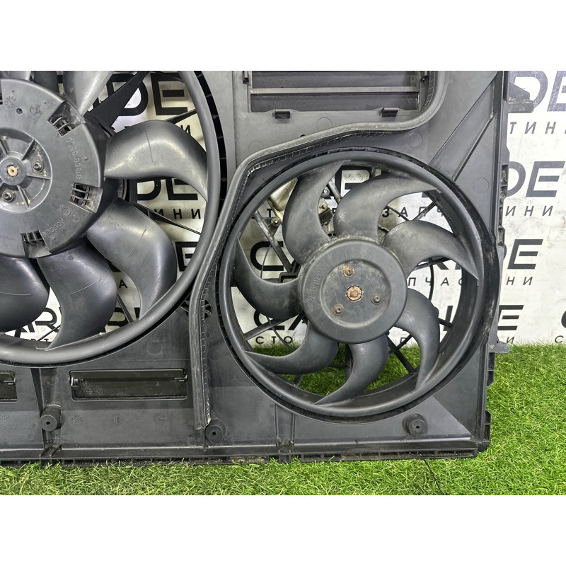 Вентилятор охлаждения радиатора (система охлаждения) AUDI Q7 4L 2011 3.0 TFSi 7L0121207E