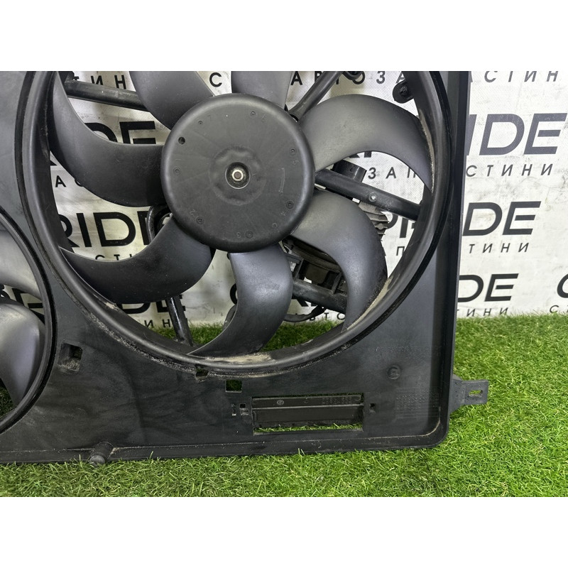 Вентилятор охлаждения радиатора (система охлаждения) LAND ROVER Range Rover Evoque L538 2016 2.0 LR045248