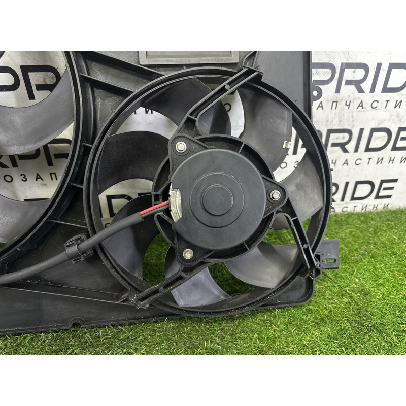 Вентилятор охлаждения радиатора (система охлаждения) LAND ROVER Range Rover Evoque L538 2016 2.0 LR045248