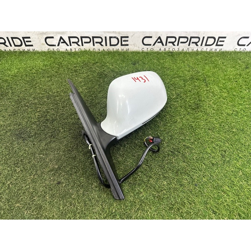 Зеркало (стекла и зеркала) AUDI A4 B8 2013 2.0 TFSI 8K1857409E01C