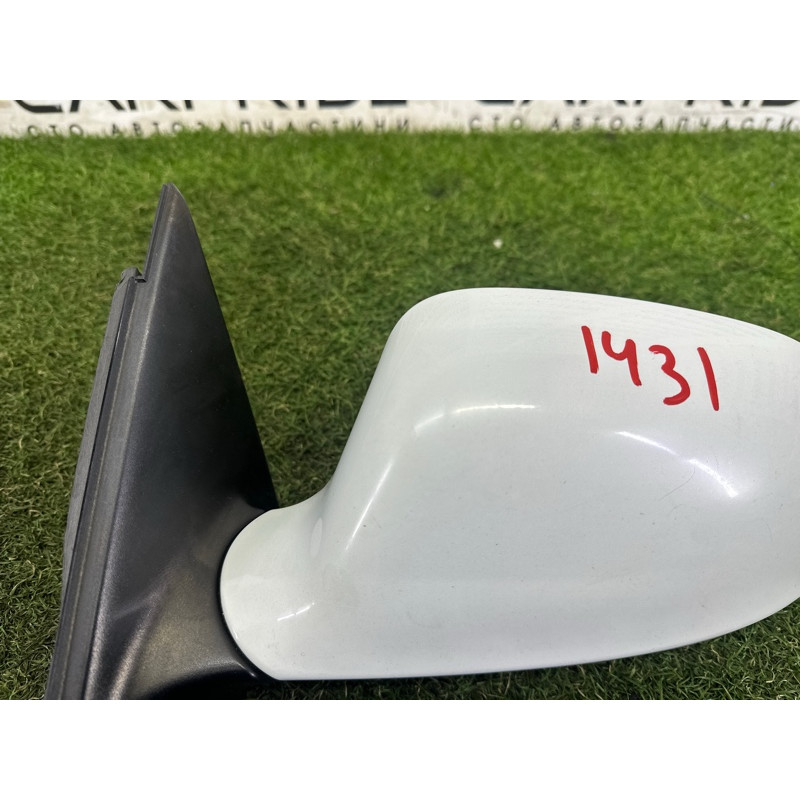 Зеркало (стекла и зеркала) AUDI A4 B8 2013 2.0 TFSI 8K1857409E01C