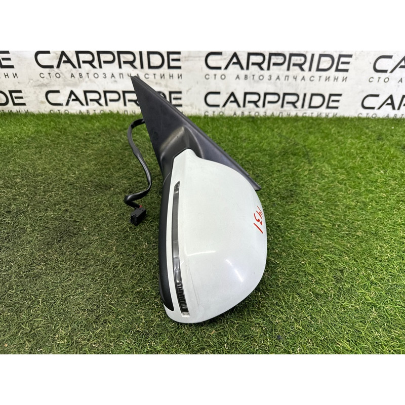 Зеркало (стекла и зеркала) AUDI A4 B8 2013 2.0 TFSI 8K1857409E01C